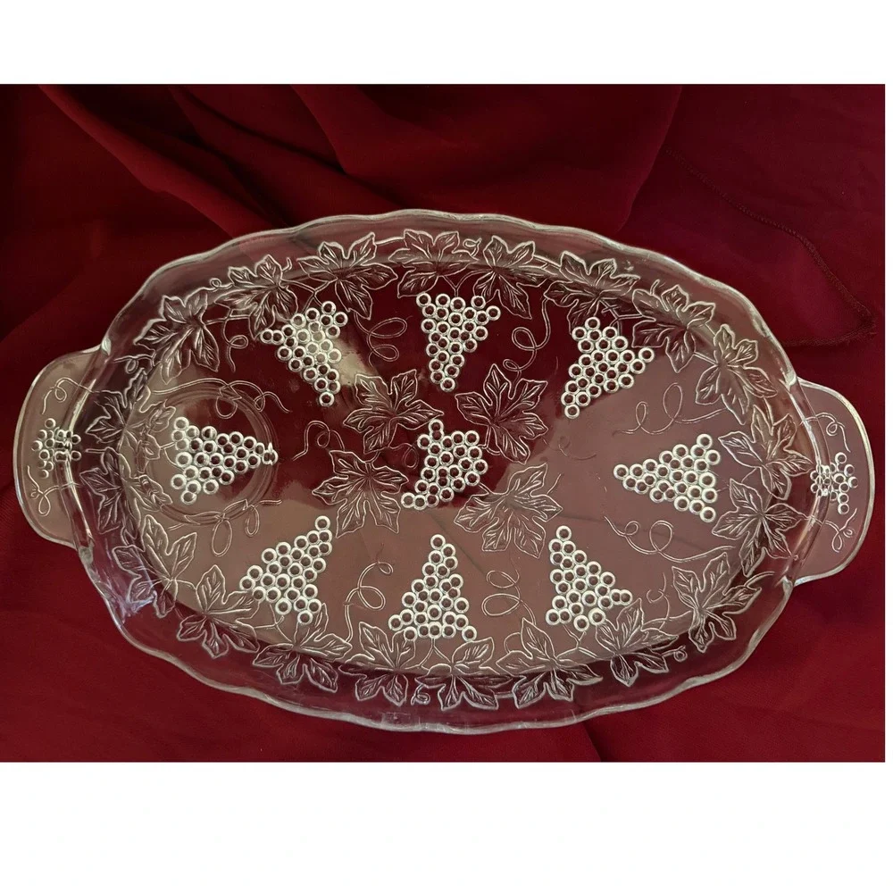 Vintage Anchor Hocking Clear Glass Grape Vine Snack Trays Set of 4 Oval